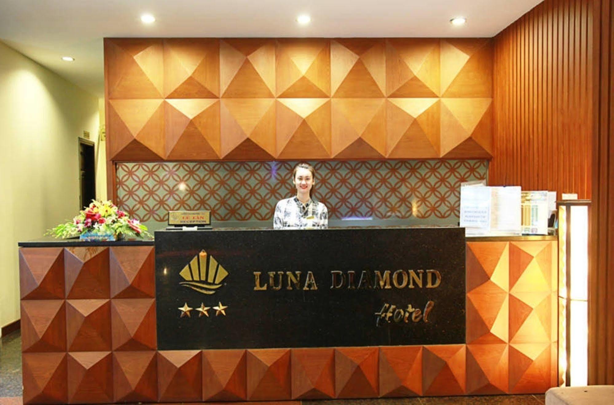 Luna Diamond Hotel Da Nang Exteriör bild