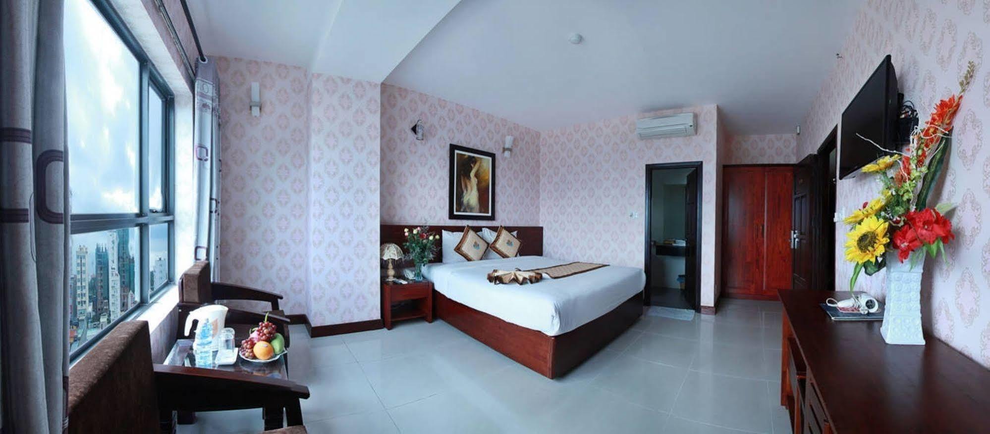 Luna Diamond Hotel Da Nang Exteriör bild